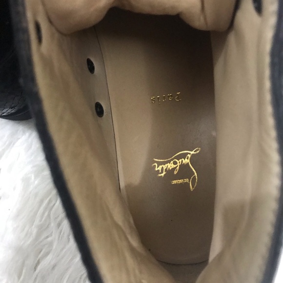 Christian Louboutin Street Style Leath Python shoe - Picture 5 of 8